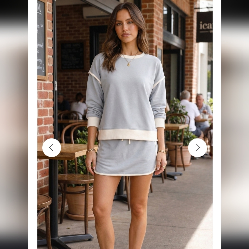 Zenana Boutique SET Blue Grey  and Cream Long Sleeve Skort Small Terry Cloth